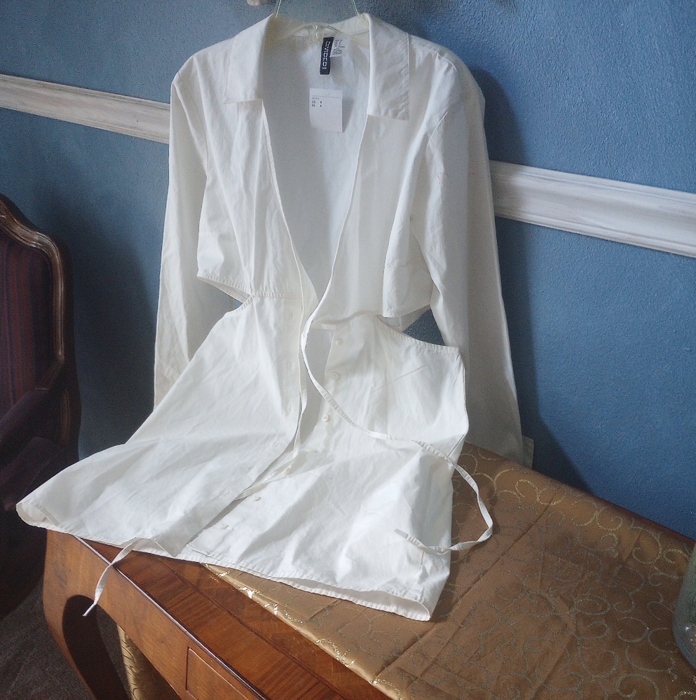 Divided H&M Off White Waist Tie Cut Out Lady Dress